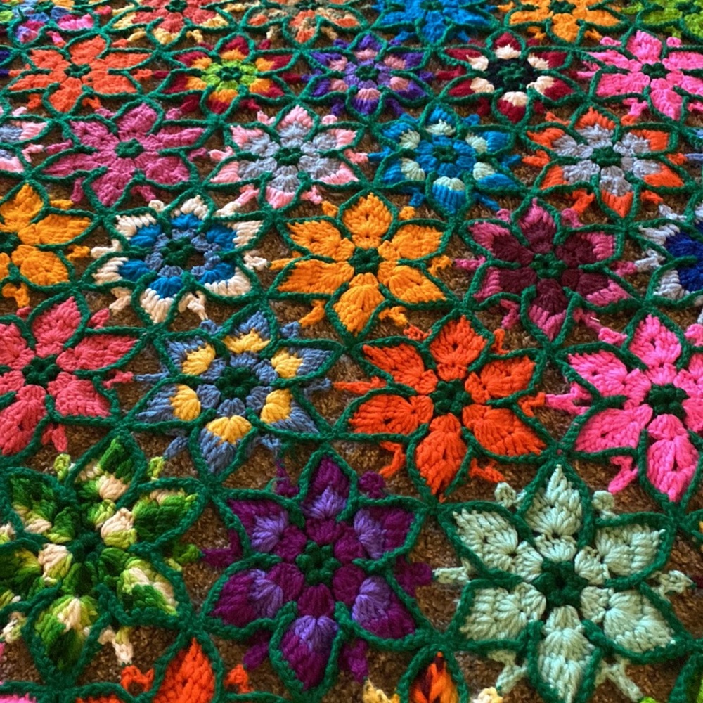 Vintage Handmade Flower Crochet Blanket